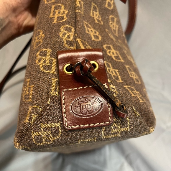 Dooney and Bourke shoulder bag - Picture 6 of 16
